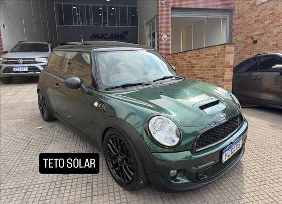 MINI COOPER 1.6 S COUPÉ 16V TURBO GASOLINA 2P AUTOMÁTICO MINI COOPER 1.6 S COUPÉ 16V TURBO GASOLINA 2P AUTOMÁTICO